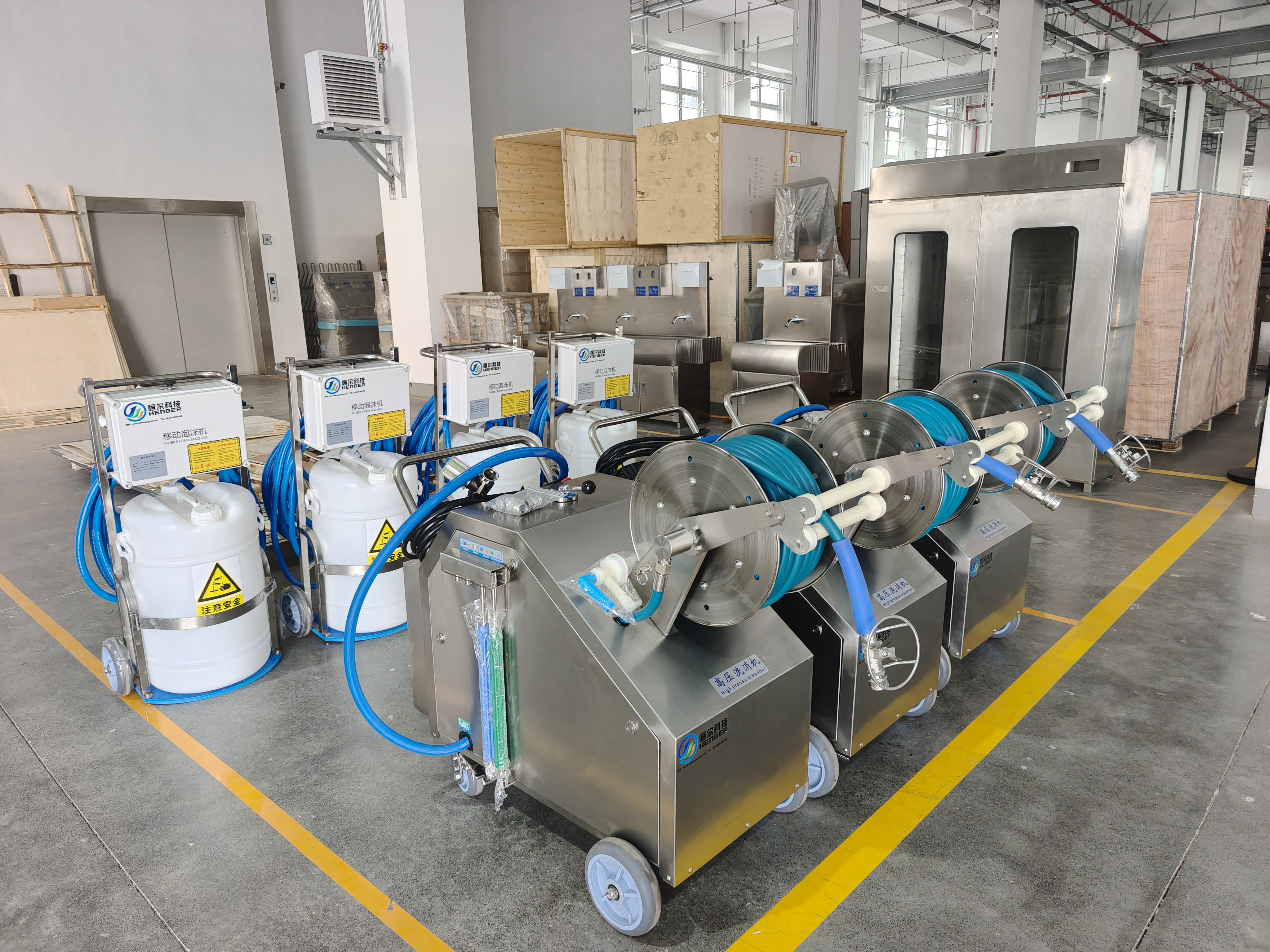 Professional Mobile Foam Cleaning & Sanitizing Machine | 304 Stainless Steel Frame | 3-in-1 High Pressure, Foam & Disinfection